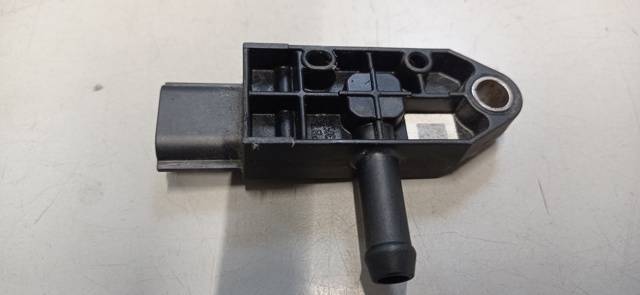 8201043914 RENAULT Sensor de presion gases de escape  en stock Huelva