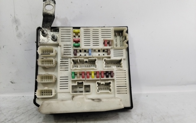 8201044237 Renault (RVI)