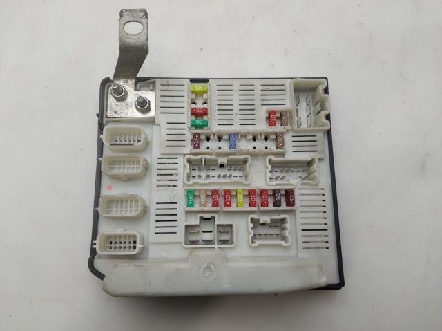8201044237 Renault (RVI)