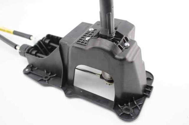 8201062921 RENAULT Palanca de cambios comprar Madrid