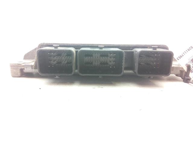 8201117953 RENAULT Unidad de control del motor (ECU)  disponible Ourense