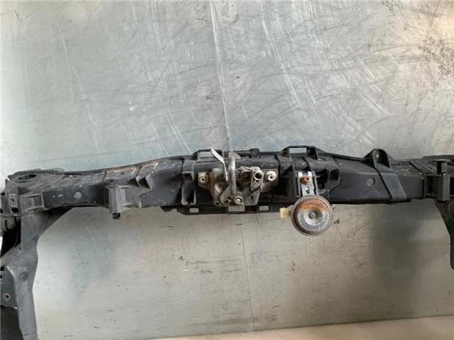 8201130847 RENAULT Panel de soporte del radiador y montaje de faros  disponible Vigo