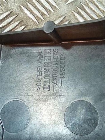 RENAULT 8201130847 Soporte de radiador comprar Barcelona