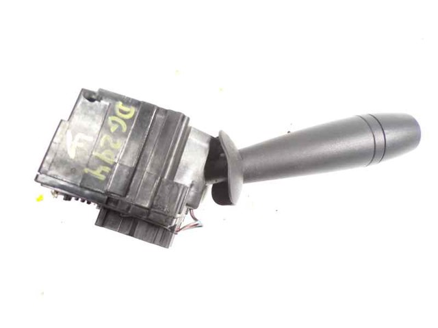 8201168013 RENAULT Conmutador derecho de la columna de dirección  en stock Huelva