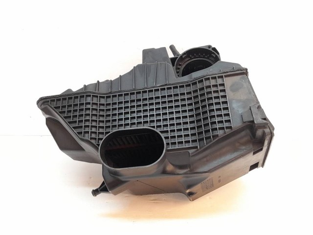 8201173592 RENAULT Caja del filtro de aire  en stock Gandía
