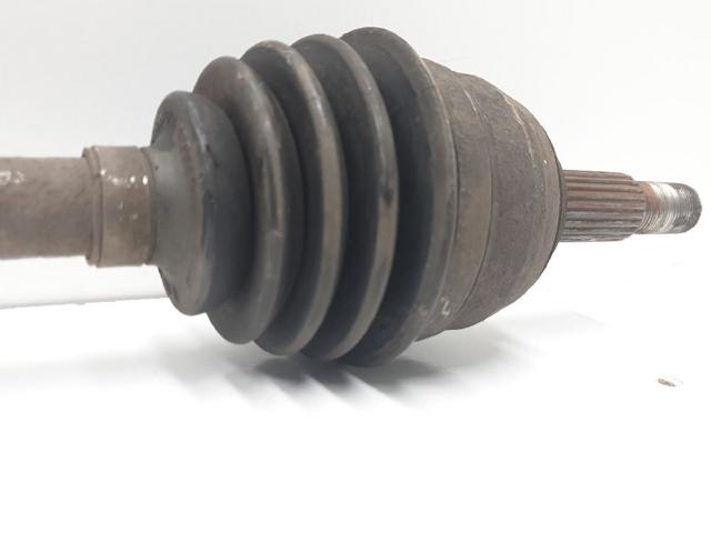 8201235167 Árbol de transmisión delantero derecho  disponible Utrera