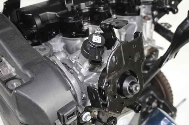 8201535503 RENAULT Motor completo  en stock Córdoba