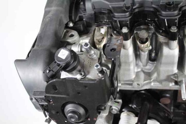 RENAULT 8201535503 Motor completo  disponible Lugo