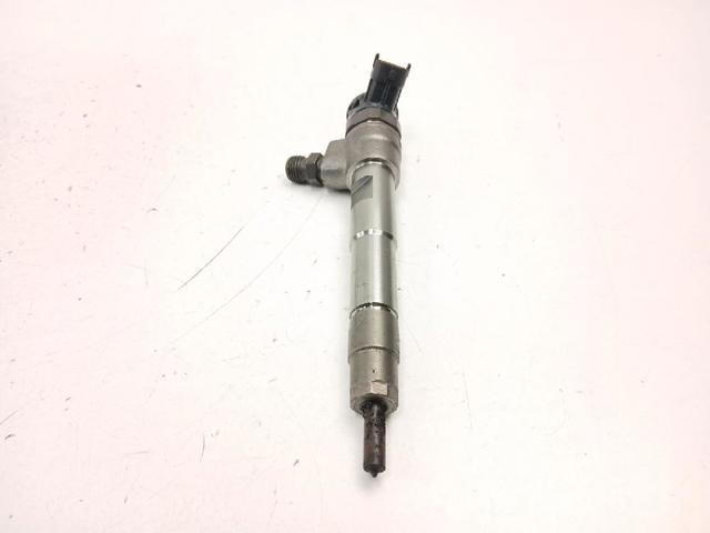 8201636333 RENAULT Inyector de combustible  disponible Alicante