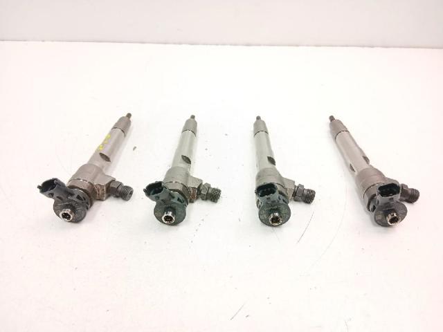 8201636333 Inyector  en stock Granada