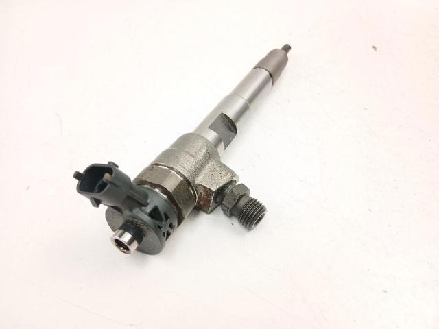 8201636333 RENAULT Inyector de combustible  comprar en Oviedo