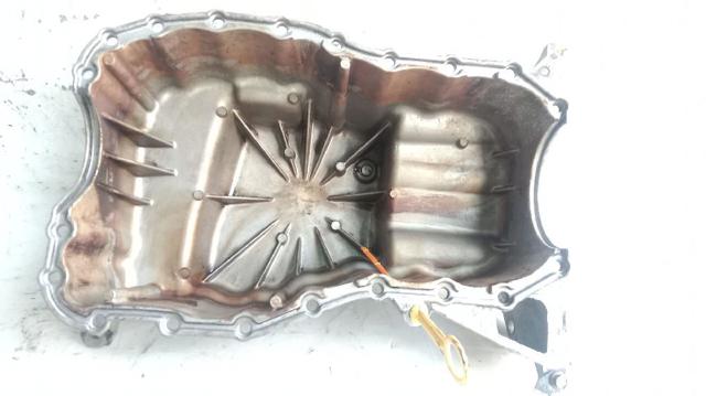 8201719715 Cárter de aceite del motor  comprar en Zaragoza