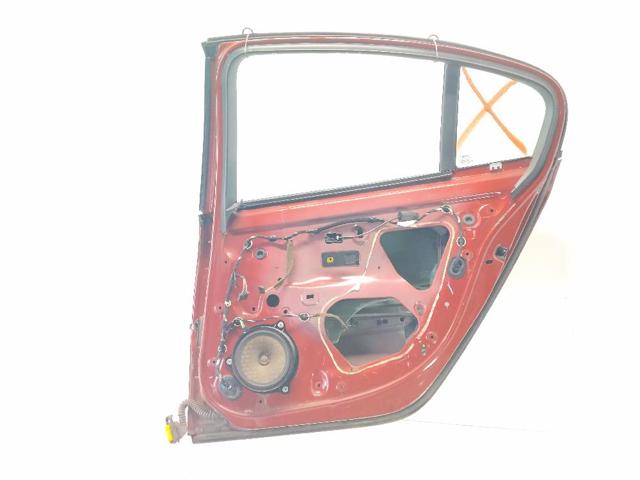 821000022R RENAULT Puerta trasera derecha  disponible Alicante