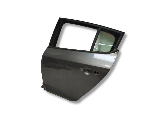 821003885R Puerta trasera izquierda  comprar en Zaragoza