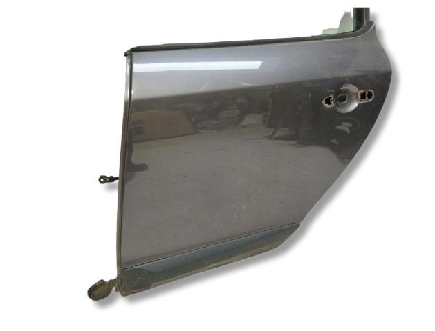 RENAULT 821003885R Puerta trasera izquierda comprar Pamplona