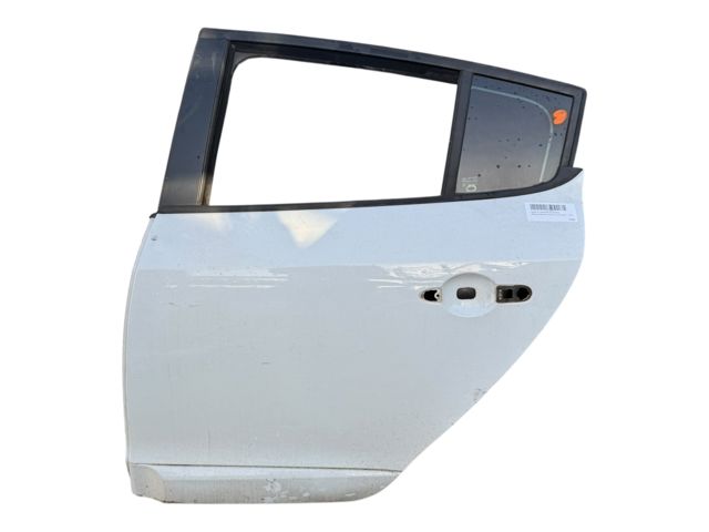 821003885R RENAULT Puerta trasera izquierda  disponible Ourense