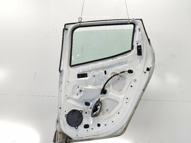 821008626R Puerta trasera derecha  en stock Castellón