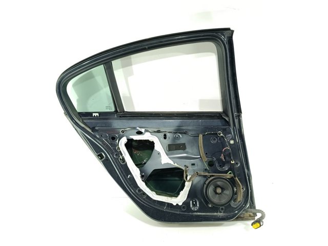 821010023R RENAULT Puerta trasera izquierda  comprar en Oviedo