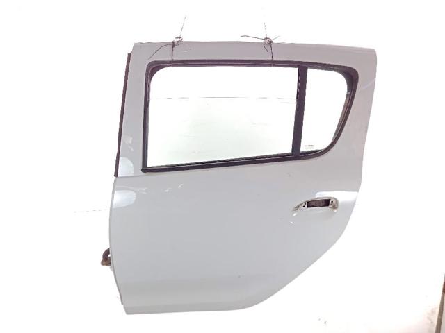 RENAULT 821017625R Puerta trasera izquierda  en stock Salamanca