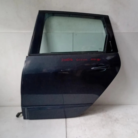 821017991R RENAULT Puerta trasera izquierda  comprar en Jaén