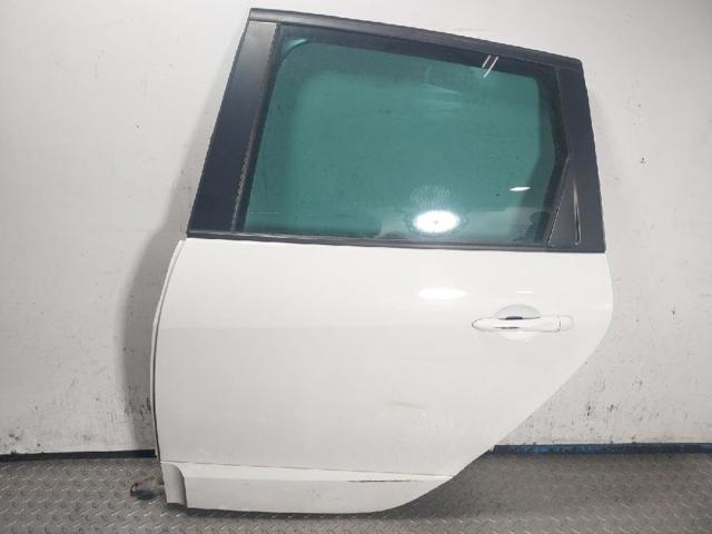 821017991R RENAULT Puerta trasera izquierda  comprar en Jaén