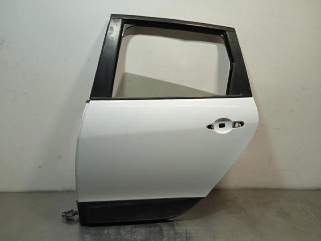 821017991R RENAULT Puerta trasera izquierda  comprar en Jaén