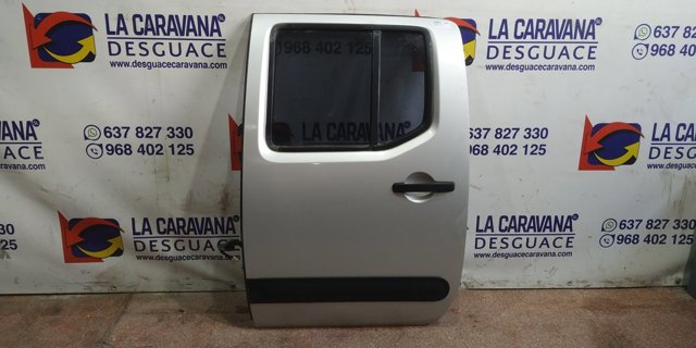 Puerta trasera izquierda 82101EB30J Nissan