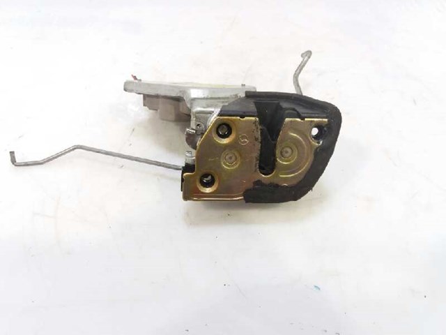 Cerradura de puerta delantera derecha 8220181A10000 Suzuki
