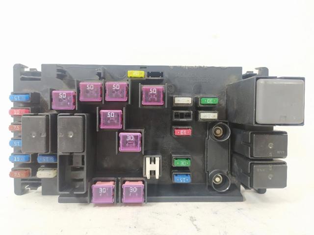 Caja de relés y fusibles Subaru Forester III (2007-2012)