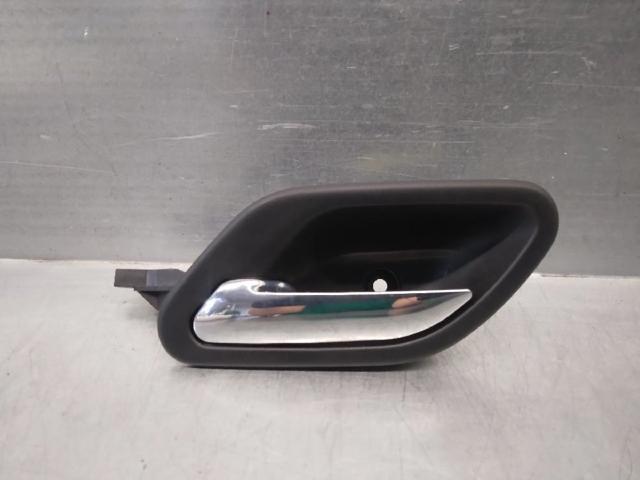 8226049 BMW Manija interior izquierda delantera/trasera de puerta  disponible Alicante