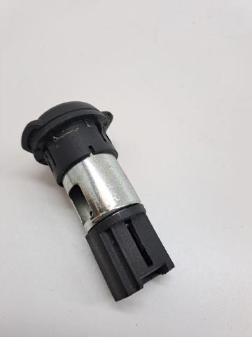 Encendedor Para Auto / Mechero Para Auto 8227E3 Peugeot/Citroen