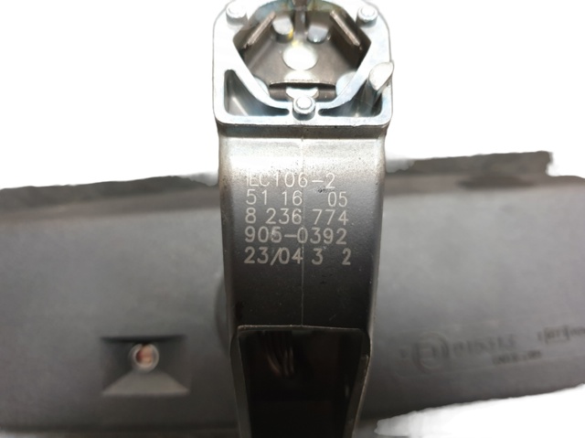 8236774 BMW