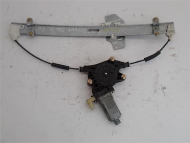 824021G010 HYUNDAI Mecanismo de elevalunas delantero derecha  en stock Gandía