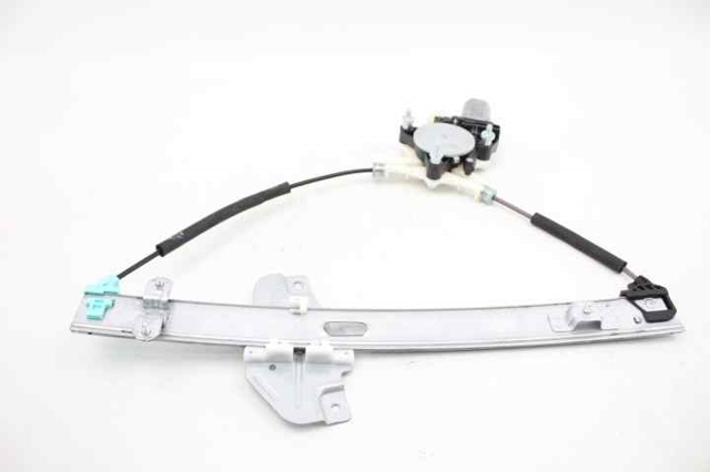 HYUNDAI 824021W010 Mecanismo de elevalunas delantero derecha  en stock Salamanca