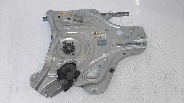 824022Y000 Hyundai/Kia