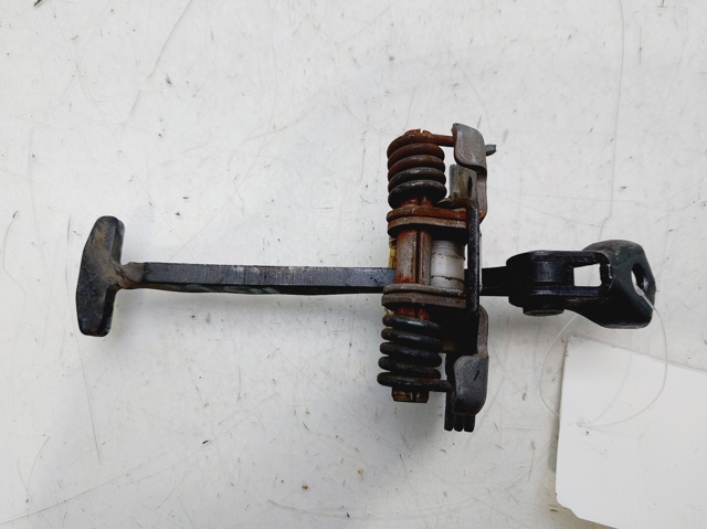 RENAULT 824306303R Limitador de apertura de puerta trasera  disponible Valladolid