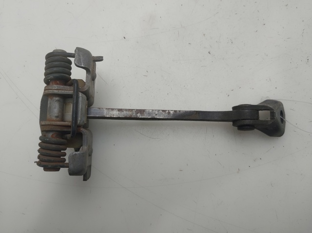 RENAULT 824306303R Limitador de apertura de puerta trasera  disponible Lugo