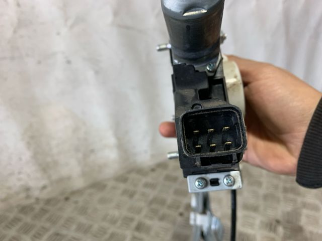 HYUNDAI 824501W010  comprar en Ponferrada