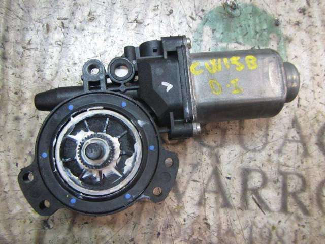 824502B000 Hyundai/Kia