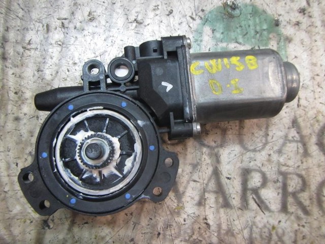 824502B000 Hyundai/Kia