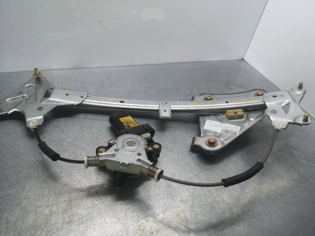 Motor eléctrico, elevalunas, puerta delantera izquierda 824502C000 Hyundai/Kia