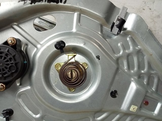 824502E000 Hyundai/Kia