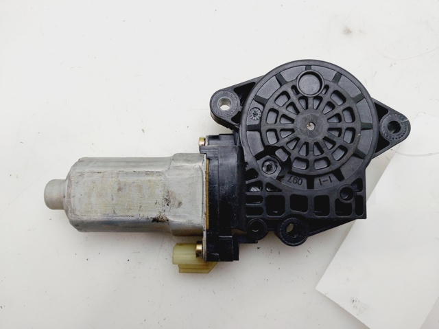 824502F000 HYUNDAI Motor del elevalunas de la puerta delantera izquierda  comprar en Oviedo