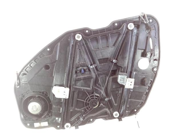 82450D4000 HYUNDAI Cristal de puerta delantera derecha  en stock Córdoba
