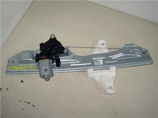 82450J9000 HYUNDAI Motor del elevalunas de la puerta delantera izquierda  comprar en Jaén