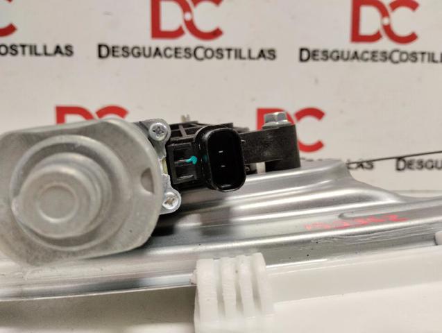 HYUNDAI 82450J9000 Motor del elevalunas de la puerta delantera izquierda  disponible España