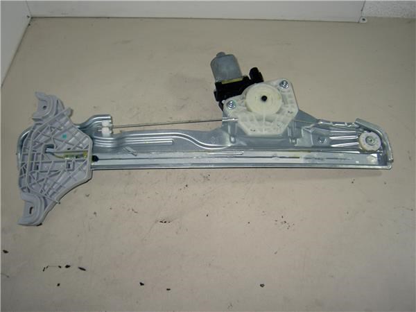 82450J9000 Motor del elevalunas eléctrico comprar Sevilla