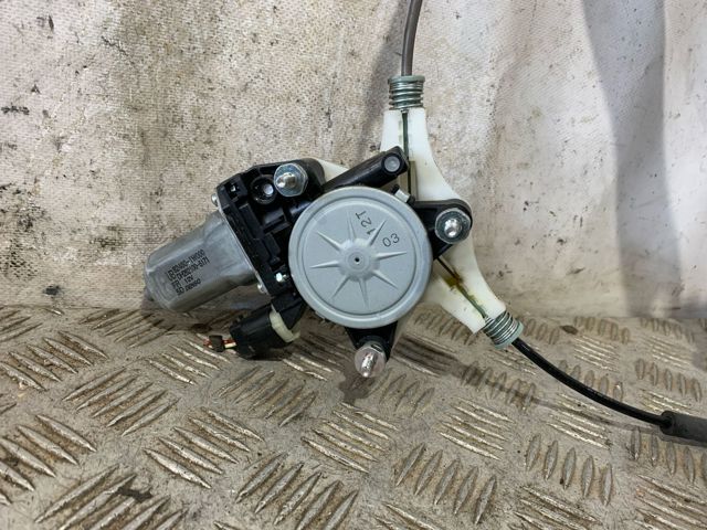 824601W000 Hyundai/Kia