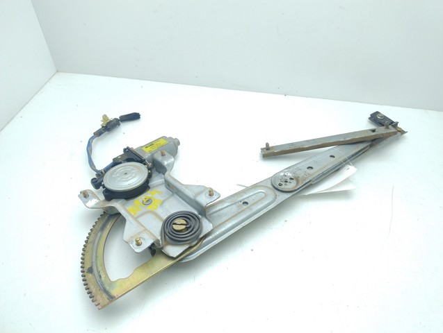 824603E000 Motor del elevalunas de la puerta delantera derecha comprar Sevilla