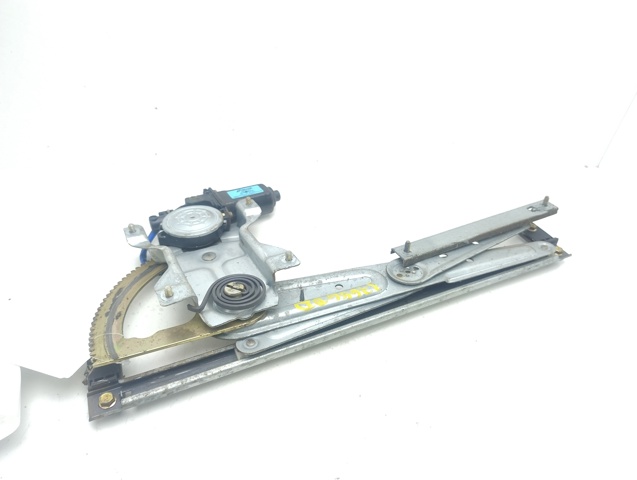 HYUNDAI 824603E000 Motor del elevalunas de la puerta delantera derecha  en stock Valencia